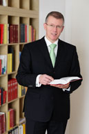 Mag. Dr. Christian Gepart